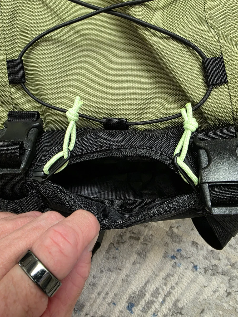 Vans Olive Green & Black - MTE BREAKOUT BACKPACK